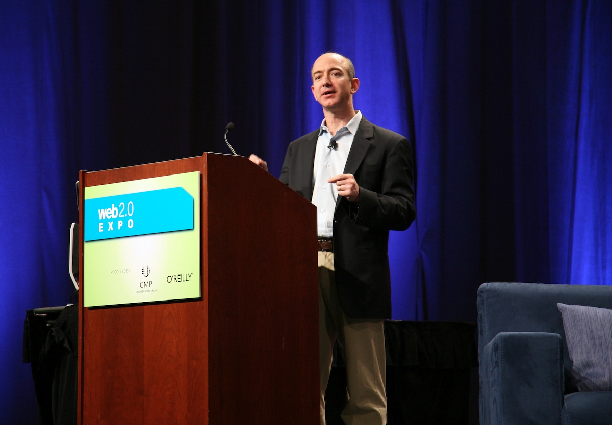 Jeff Bezos - regla de las 2 pizzas