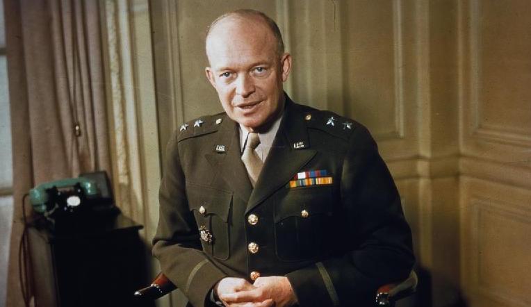 Major General Dwight Eisenhower 1942 - Matriz de Eisenhower