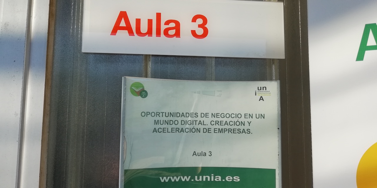 Modelos de negocio y métricas para startups UNIA