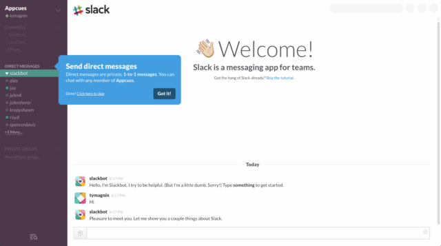 Slack entiende que el primer contacto importa. Desde el minuto uno, su onboarding guiado y su bot conversacional (Slackbot) acompañan al usuario en los primeros pasos, reduciendo fricción y acelerando el acceso al valor. Esto es diseñar el ahá moment y preparar el terreno para la retención.
